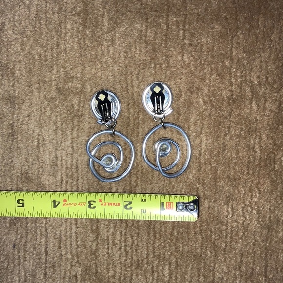 Jeff Lieb Modernist Geometric Clip Earrings Silver-Tone Metal & Clear Stone - Picture 7 of 9